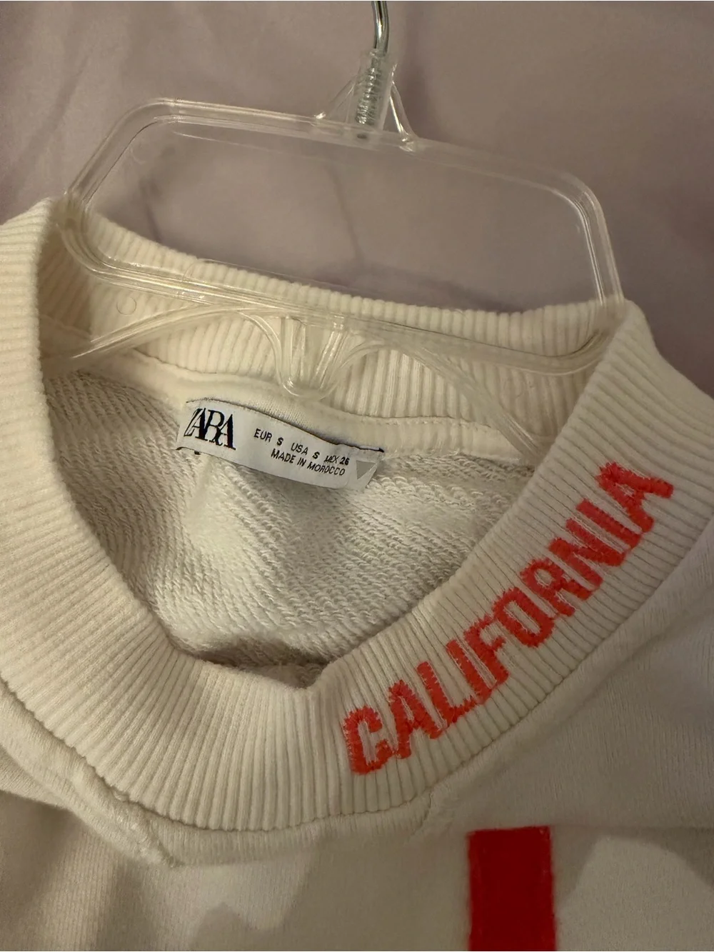 Zara White Two-Piece 'LA' Pajama Set with Red Accents